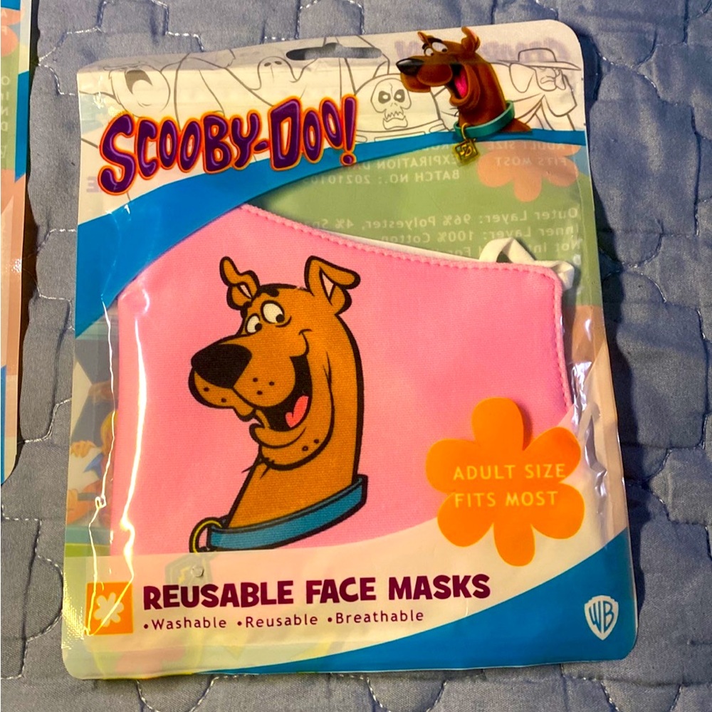 Scooby Doo reusable face mask.